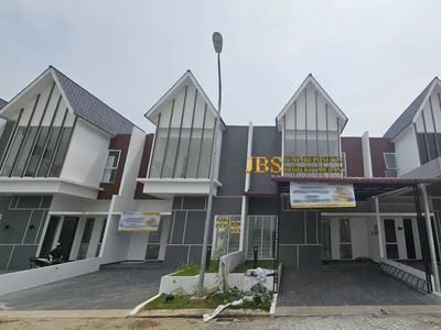 Dijual Rumah Gandeng 2 Komplek Royal Sumatera Cluster Akasha Medan