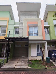 Dijual Rumah Siap Huni di Arcadia Village, Gading Serpong