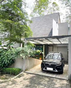 FOR SALE MODERN HOUSE DESIGNED BY ANDRAMATIN, LIMO, DEPOK