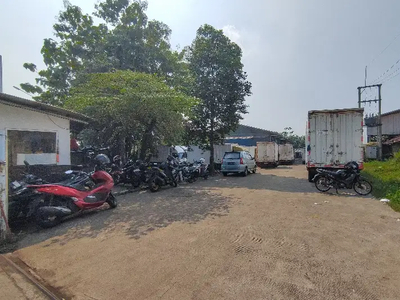 gudang sewa murah akses jalan lebar parkir luas di cibinong Bogor