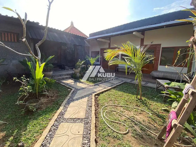 KBP1298 Newly Renovated cozy House in quiet and safe area.