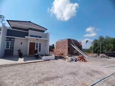 PROMO UGAL UGALAN, Rumah Minimalis Mewah Serasa Villa Pribadi