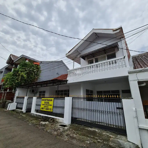 Rumah 2 Lantai Jl Seruni Loji Bogor Barat