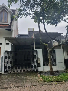 Rumah 2 Lantai Modern Minimalis Area Greenwood Golf Araya