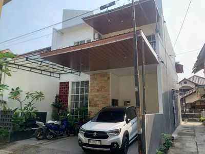 Rumah 5 Kamar Free Furnitur dan Gazebo Di Jogja