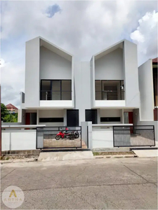 Rumah Baru 2 Unit Bagus Siap Huni di Taman Holis Bandung