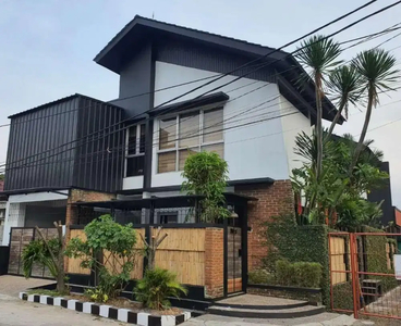 Rumah Cantik Eksklusif Mewah Di Margahayu Raya