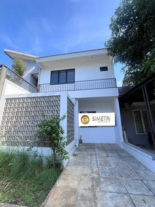 Rumah Dijual Cepat sektor 9 Bintaro Jaya, Baru Renovasi Bintaro Jaya