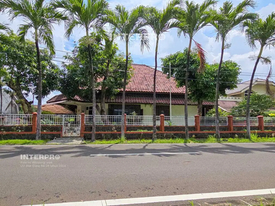 Rumah dijual Hitung Tanah Taman Duren Sawit Jakarta Timur LT 462m2