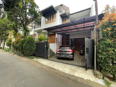 Rumah Lux 2 Lantai Full Furnished di Lokasi Premium Sayap Jln Sukajadi