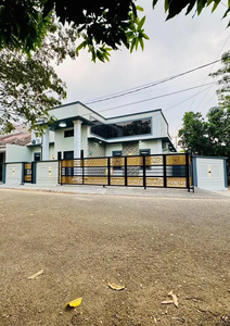 Rumah Mewah Baru Minimalis Klasik