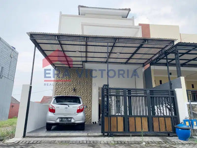 Rumah minimalis 2 lantai full furnished di Ikan Tombro