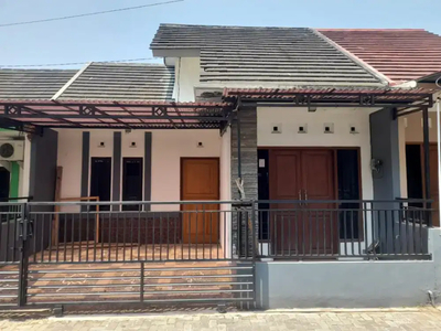 RUMAH MINIMALIS SIAP HUNI DEKAT SEKOLAHAN DI BANYUMANIK