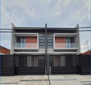 RUMAH NEW GRESS MODERN SUTOREJO MULYOSARI DEKAT PAKUWON CITY