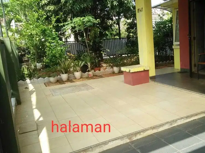 Rumah sudut depan Taman Cluster Ifolia Harapan Indah Bekasi Luas 261