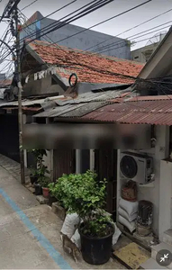 Rumah tua 1 lantai di Batu Tulis Jakarta Pusat. Cocok untuk rumah ting