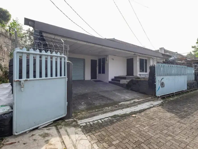 Rumah Tua Hitung Tanah Sayap Sutami, Bandung