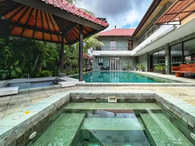 Villa Modern Karang Mas Jimbaran