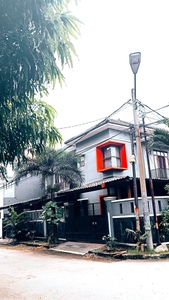 Dijual Rumah Bagus Semi Furnished di Palem Raya Bandung