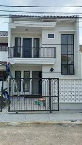 Dijual Rumah Baru Di Nusa Loka BSD