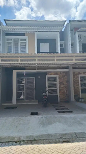 Dijual Rumah Baru Renovasi Dalam Cluster Di Metland , Jakarta Timur