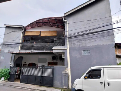 Dijual Rumah Kos 2 Lantai di Perumnas Klender Duren Sawit Jakarta
