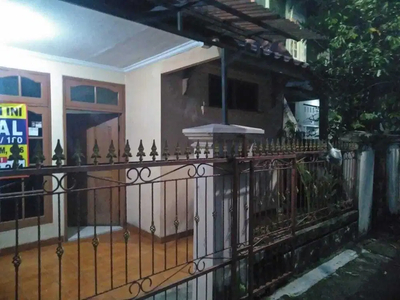 Dijual Rumah siap huni di Taman Malaka Duren Sawit Jakarta Timur