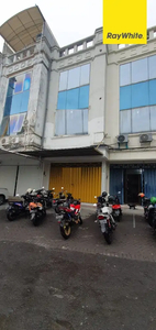 Disewakan Ruko 4 lantai di Klampis Megah Surabaya