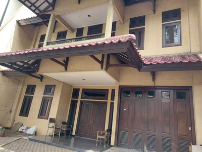 Rumah 2 Lantai Jl Ngagel Jaya