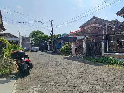 rumah cankep strategis di borobudur kondisi siap huni dekat suhat