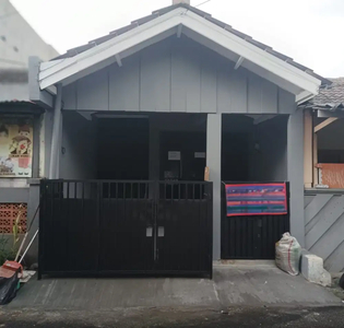 Rumah di Griya Loka Sektor 1.1 , BSD, Tangerang Selatan, SHM Siap Huni