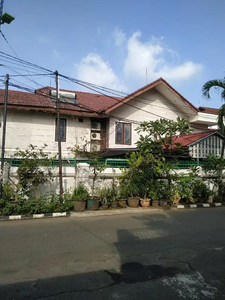 Rumah di Pulomas, Kayu Putih, Jakarta Timur