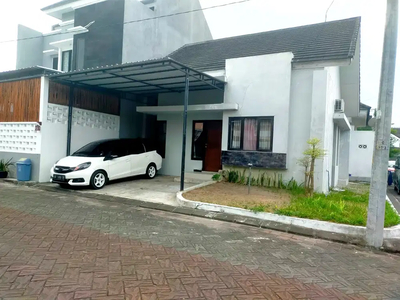 Rumah dlm komplek Tamantirto