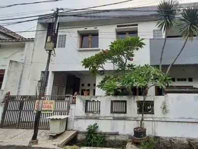 Rumah Luas Dua Lantai Di Perum Bangun Cipta Jakarta Timur