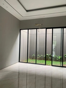 Rumah Mewah Minimalis Desain Modern di Graha Famili Surabaya