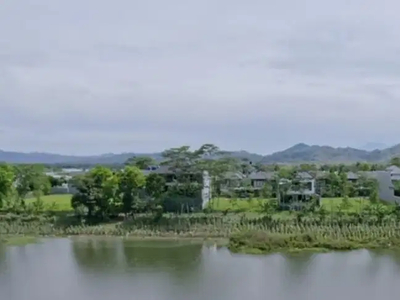 Rumah mewah pool view danau kota baru parahyangan, bandung