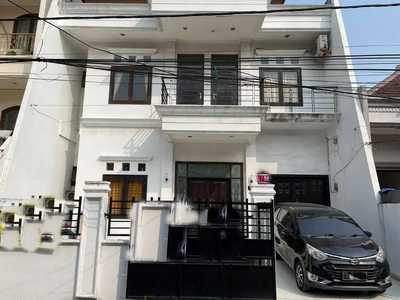 Rumah Sewa 2 Lantai Siap Huni Dalam Komplek di Sunter, Jakarta utara