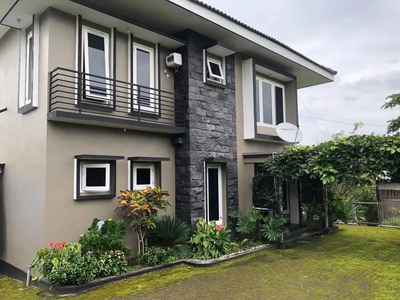 RUMAH VILLA FULL FURNISH PLUS VIEW SUPER CANTIK DI BATU MALANG