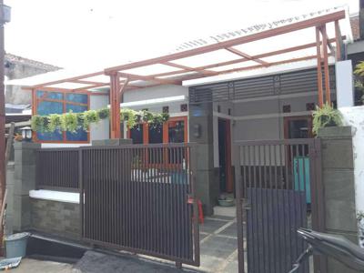 Bismillah Di jual Rumah Full Furnished Lokasi strategis di Komplek