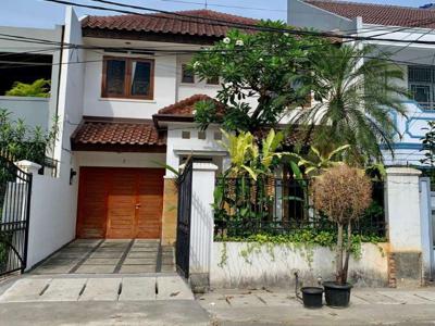 Dijual Cepat Rumah Bagus di Tanjung Duren