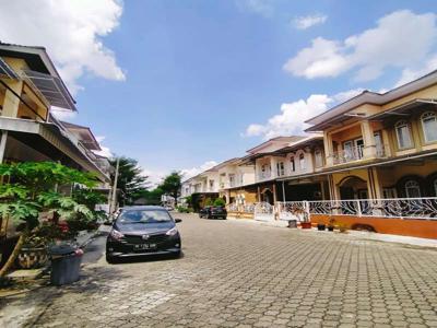 Dijual Komplek Menteng Indah Lebar 12 Meter