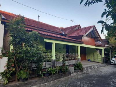 Dijual rumah dalam komplek perumah di area Timoho yogyakarta