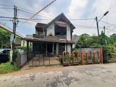 Dijual Rumah di Jalan kol. H. Burlian Palembang