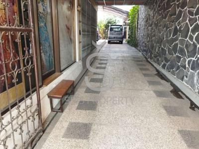 DIJUAL RUMAH DI MAINROAD CIHANJUANG KOTA BANDUNG