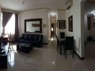 Disewakan Apartemen Crown Court Executive Condominium - 3BR