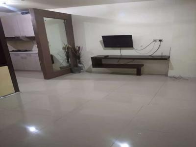 Disewakan Apartemen Gading Nias Tower Cryshant lt 27 Full Furnish