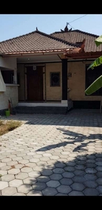FOR RENT LOCAL HOUSE IN SANUR