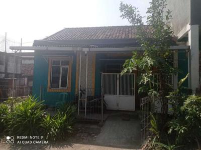 Jarang ada rumah kampung dekat kampus UINSA di wonocolo dijual murah