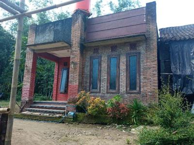 jual segera rumah di dekat RS syubanul Wahton Kota magelang