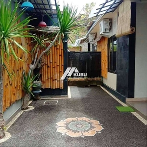 KBP1167 Cozy House with Minimalist Style in Complex Area
